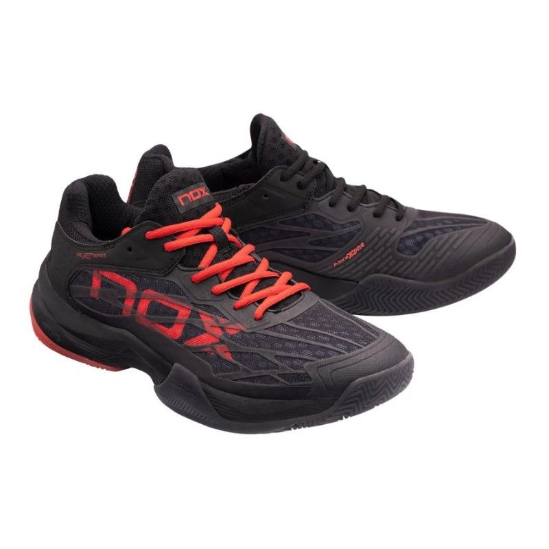 CHAUSSURES DE PADEL NOX AT10 LUX noires