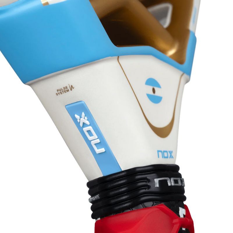 RAQUETTE DE PADEL NOX PACK AT10 LUXURY GENIUS 18K ALUM 2025 BUENOS AIRES by Agustín Tapia
