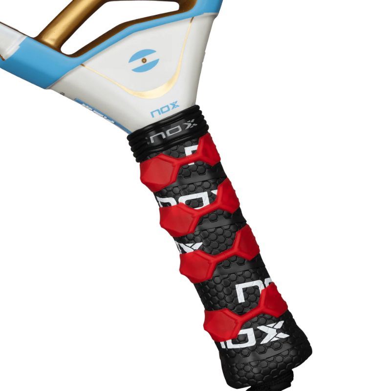 RAQUETTE DE PADEL NOX PACK AT10 LUXURY GENIUS 18K ALUM 2025 BUENOS AIRES by Agustín Tapia